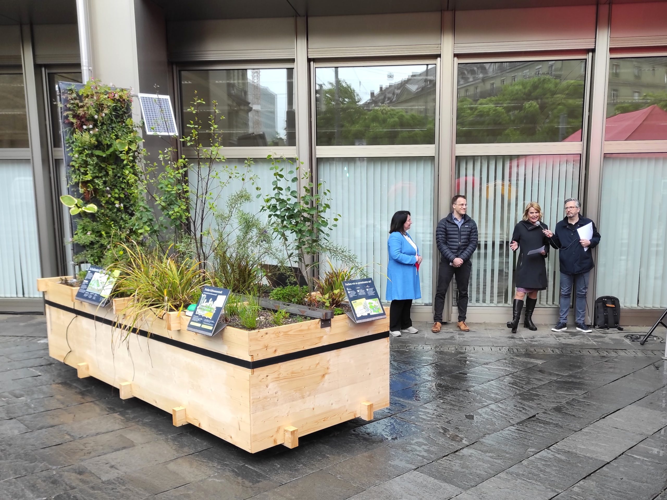Inauguration de la première mini ville-éponge