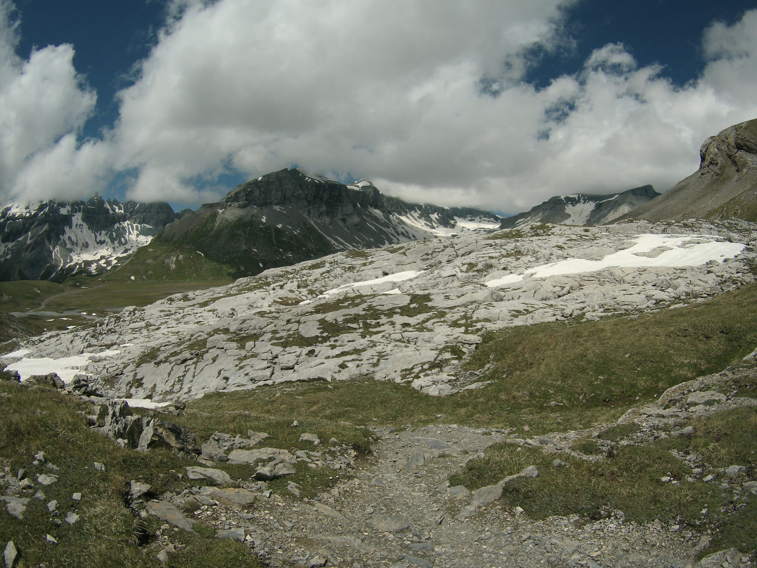 Evaluation de l&rsquo;impact de nouveaux chemins de randonnée et de plateformes d&rsquo;observation